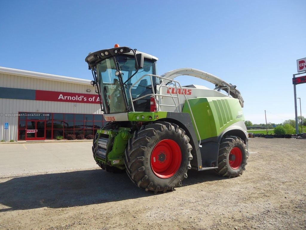 2016 CLAAS 960 Image 1