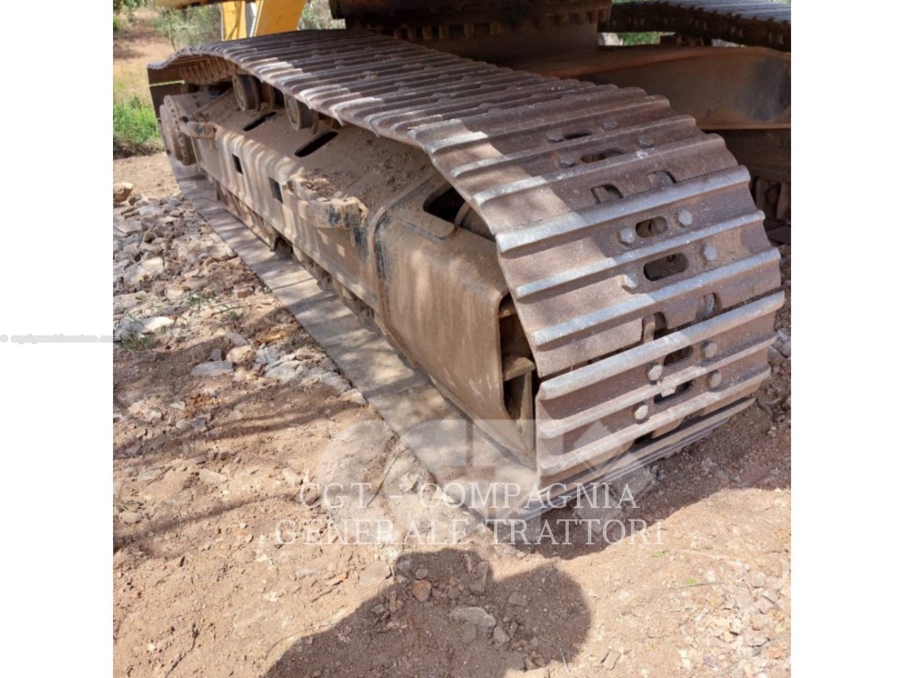 2005 Caterpillar 320CS Image 8