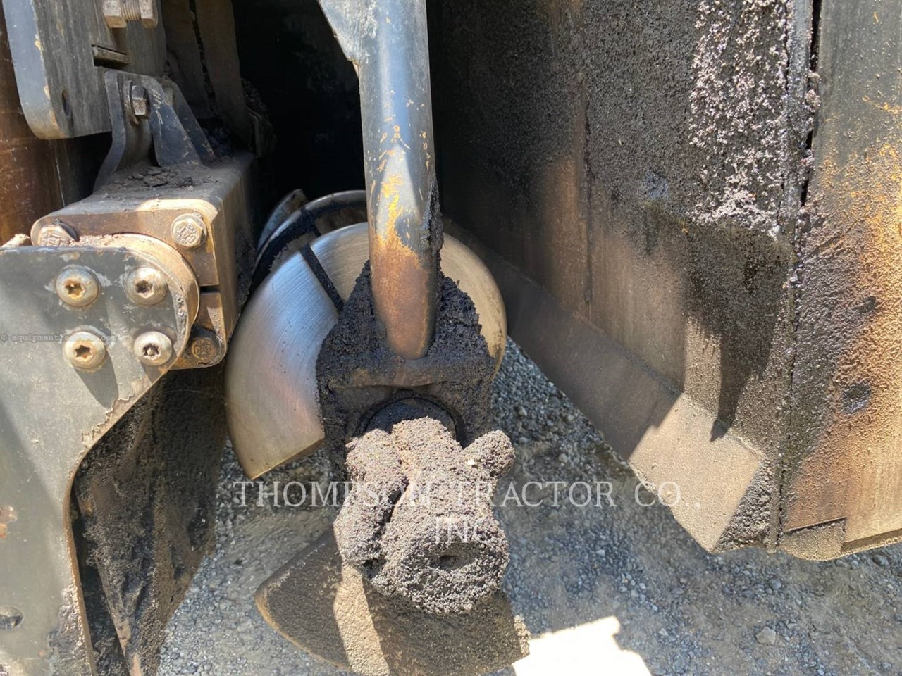 2021 Caterpillar AP555 Image 11