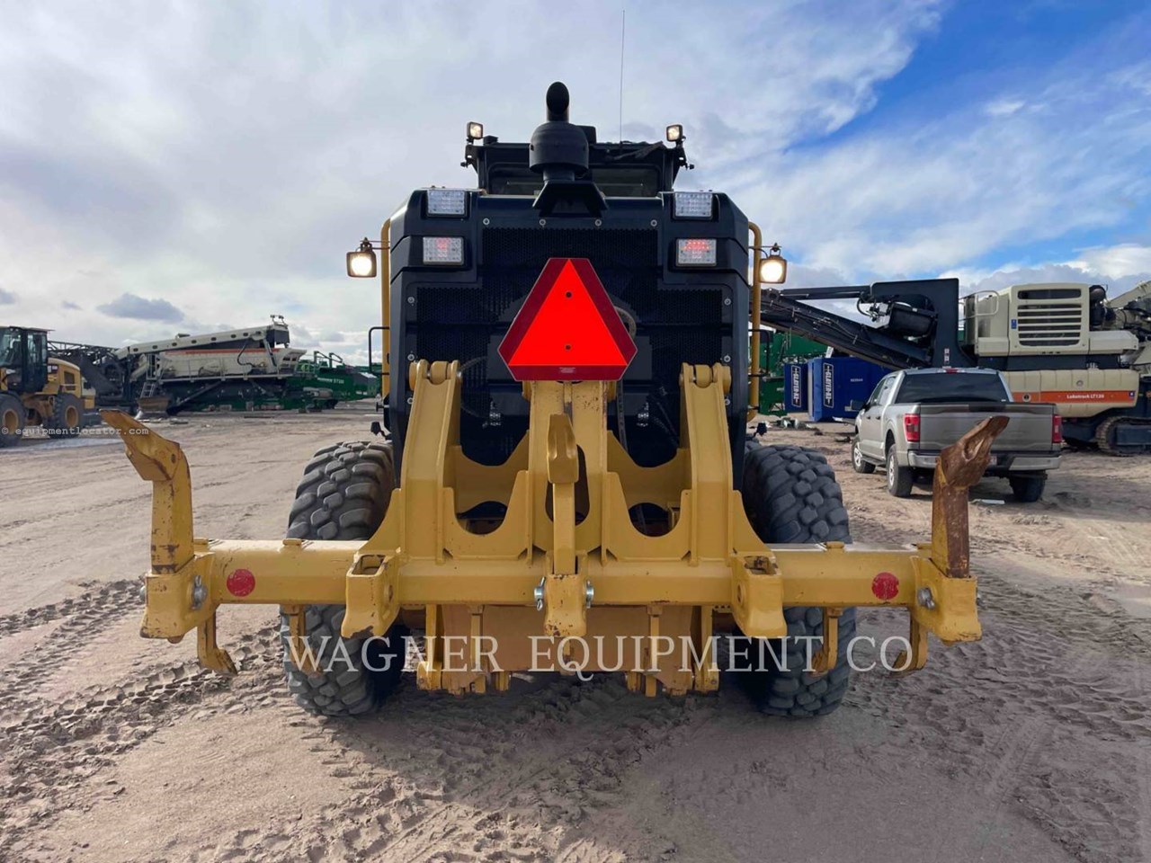 2018 Caterpillar 140M3 Image 10