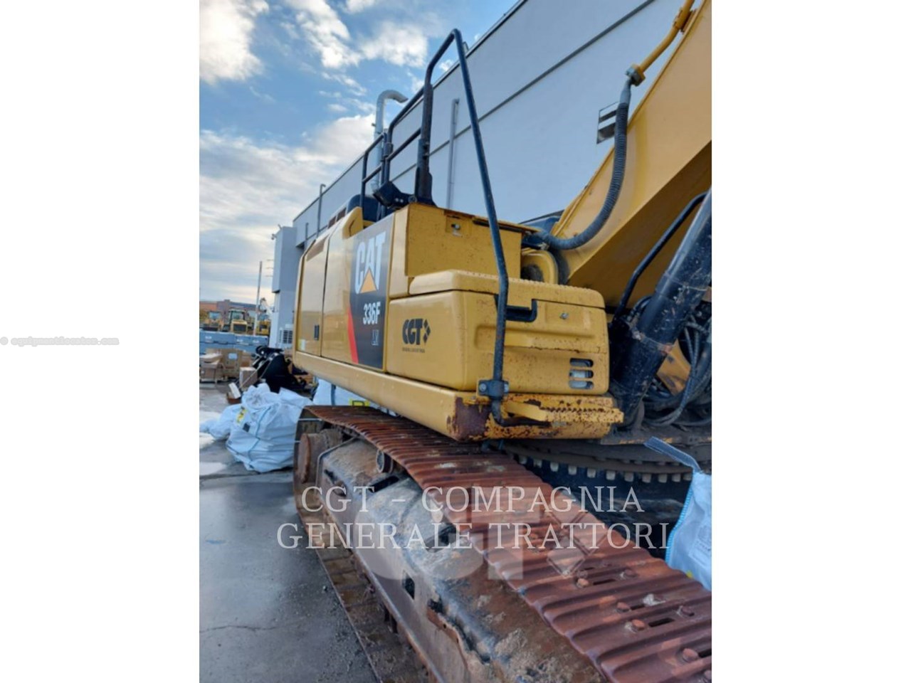 2017 Caterpillar 336F Image 2