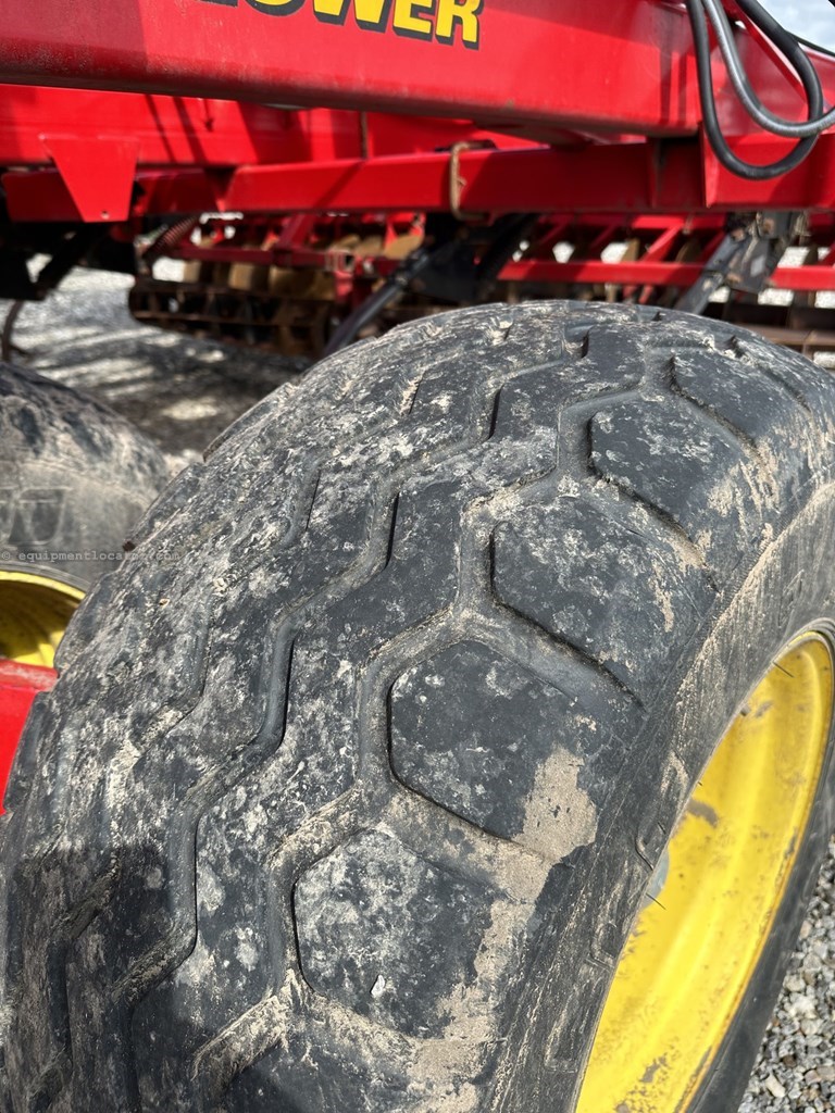 2014 Sunflower 6433 Image 10