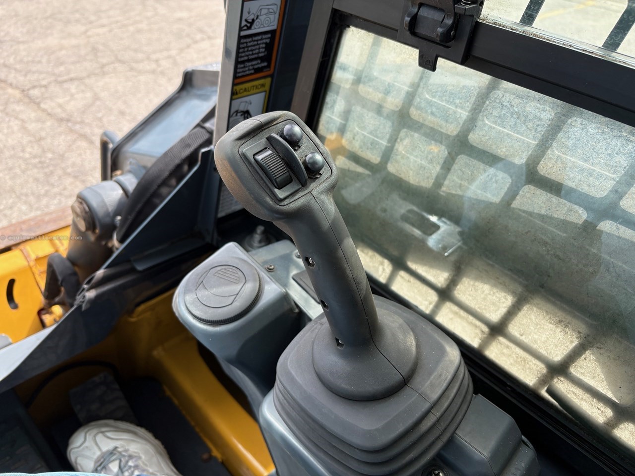 2023 John Deere 316GR Image 15