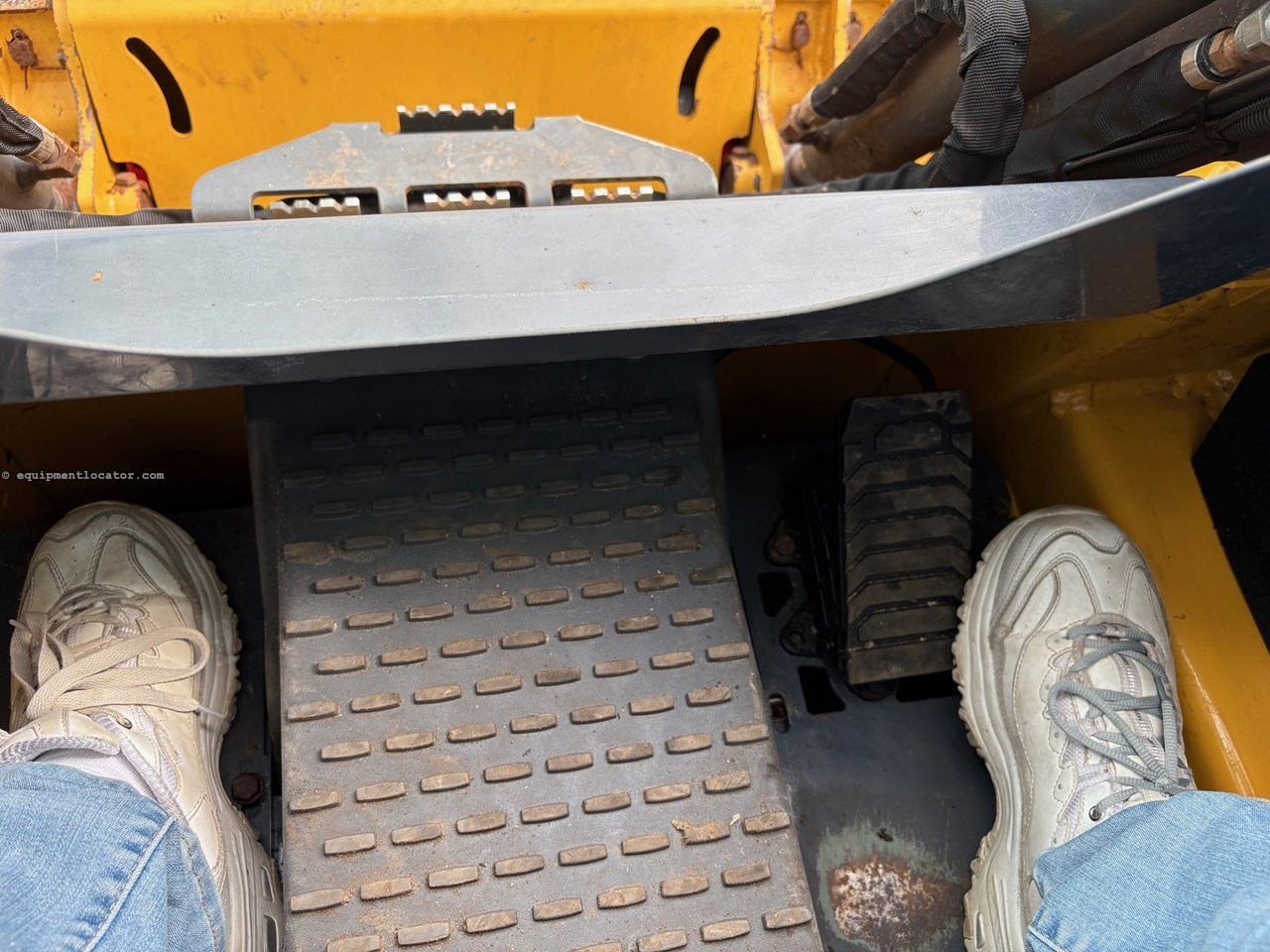 2023 John Deere 316GR Image 17