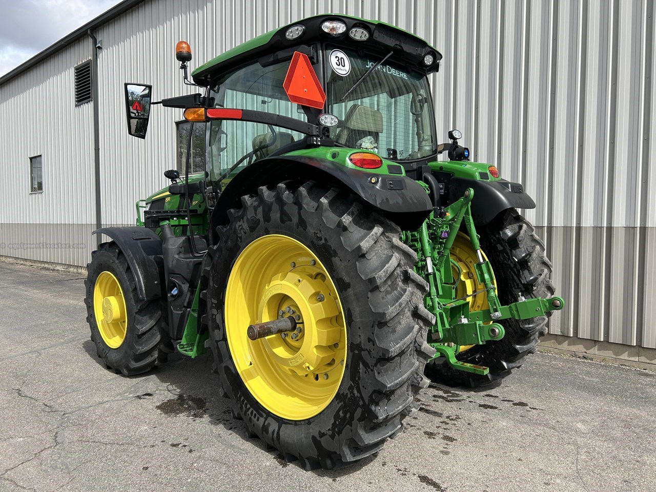 2023 John Deere 6R 165 Image 4