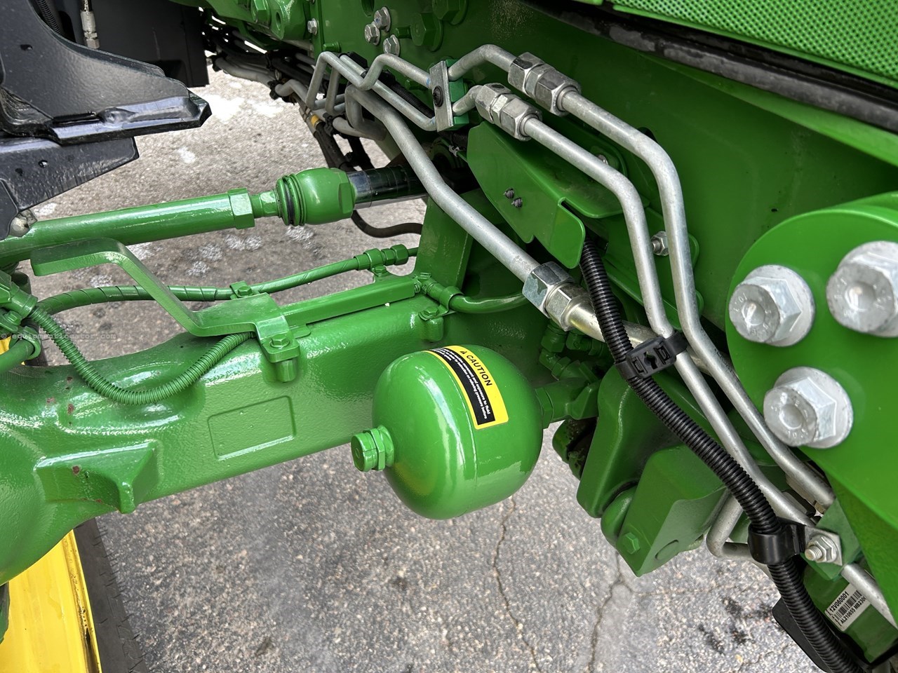 2023 John Deere 6R 165 Image 17