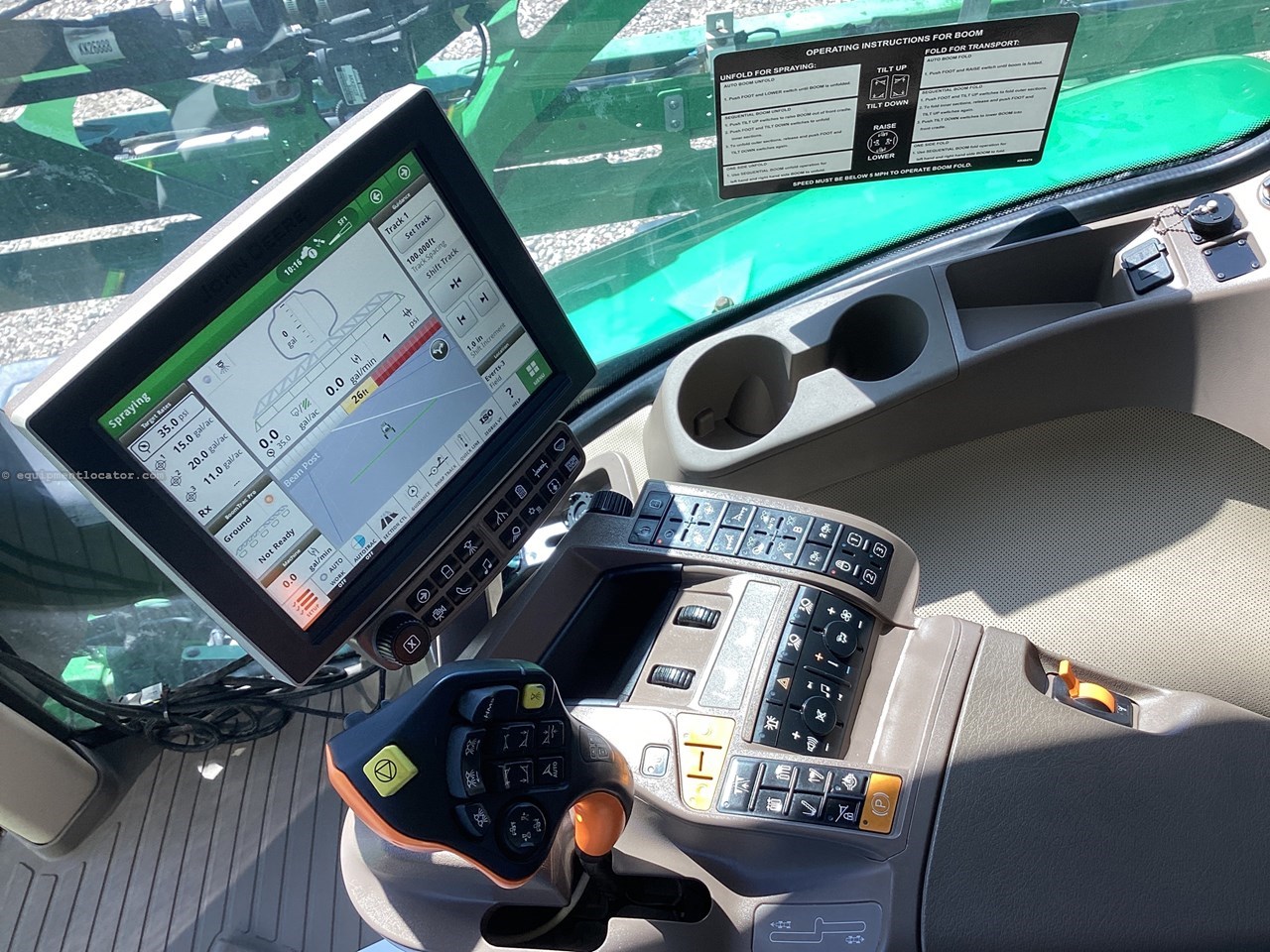 2020 John Deere R4038 Image 14