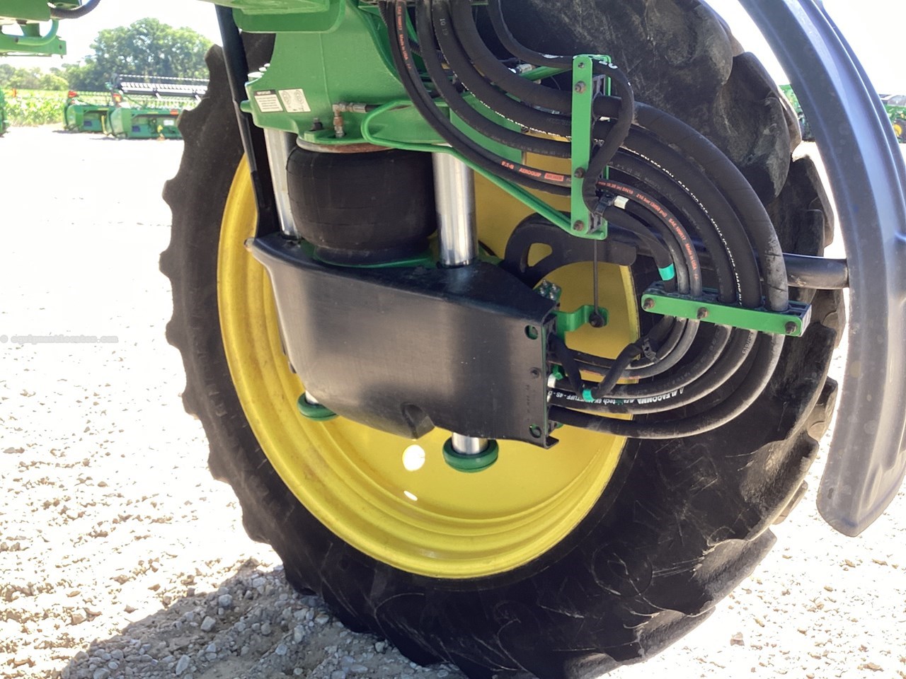 2020 John Deere R4038 Image 21