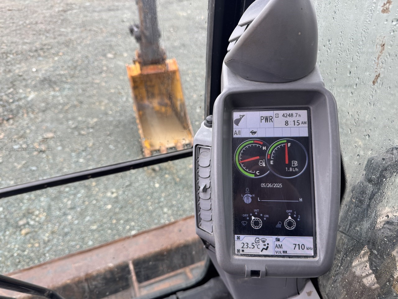 2018 John Deere 75G Image 8