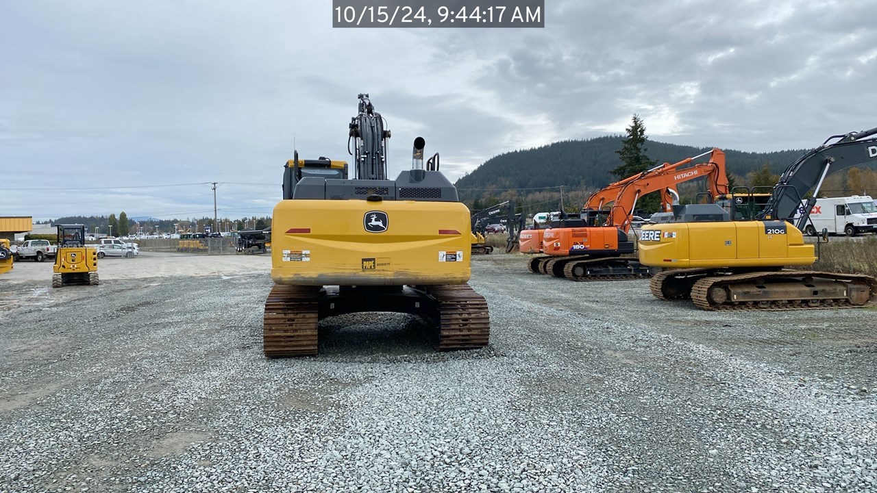 2022 John Deere 210GLC Image 4