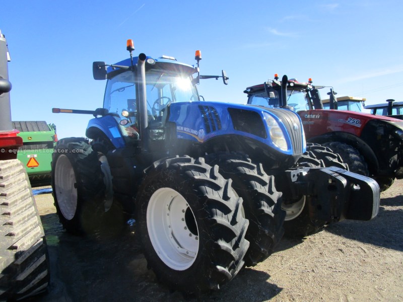 2013 New Holland T8.360 Image 1