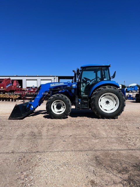 2017 New Holland T4.110 Image 1