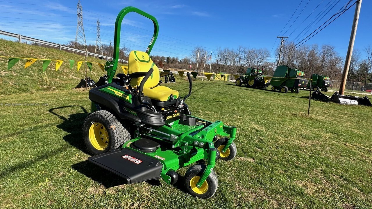 2026 John Deere Z950M 60" Image 4