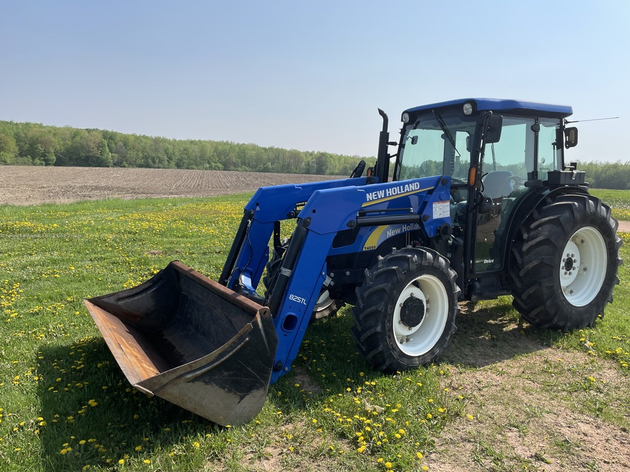 2013 New Holland T4050 Image 1