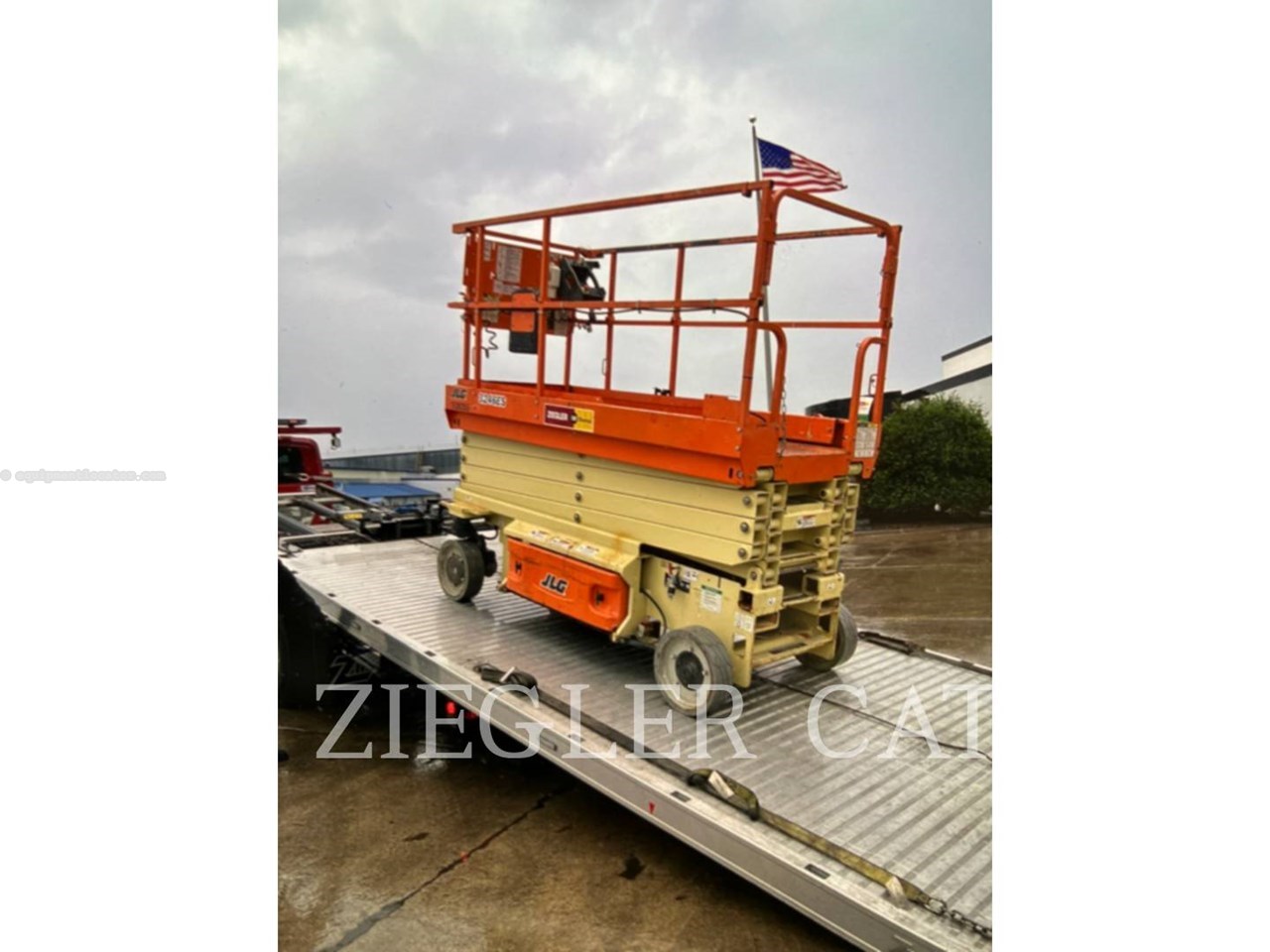 2016 JLG 3246ES Image 2