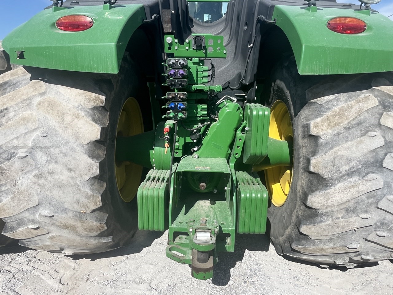 2017 John Deere 9570R Image 4