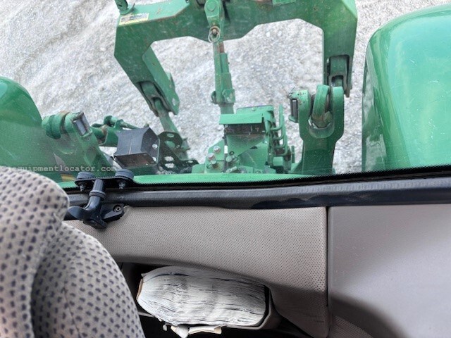 2015 John Deere 8245R Image 29