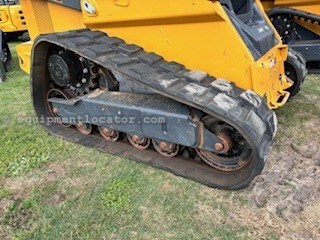 2022 John Deere 325G Image 13