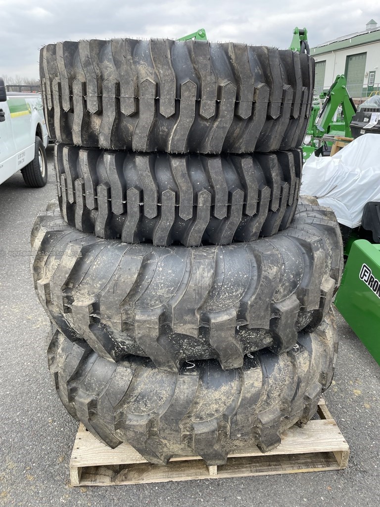 Goodyear 16.9-24 and 12.5/80-18 R4's Image 1