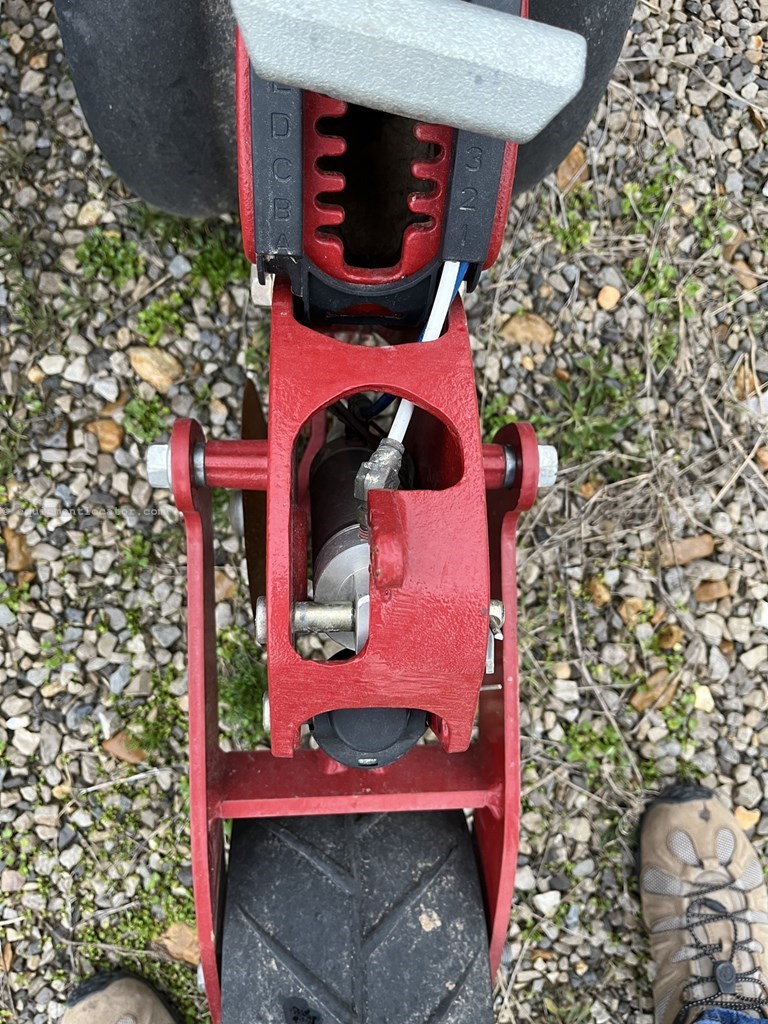 2022 Case IH 2130 Image 10