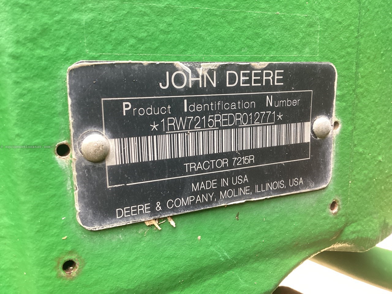 2013 John Deere 7215R Image 32