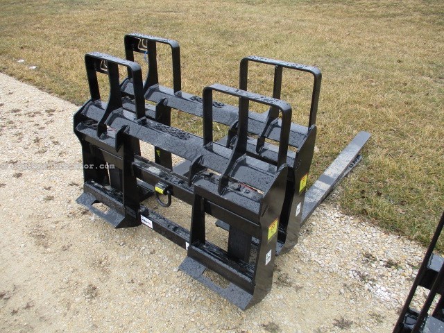 2024 MDS 5215B-1248 MDS RAIL STYLE PALLET FORK W/ PFT-R-124 Image 1