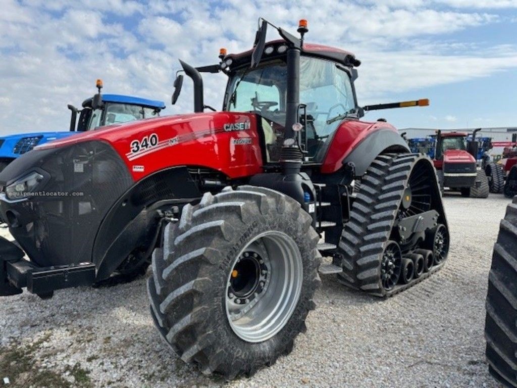 2022 Case IH AFS Connect™ Magnum™ Series 340 Rowtrac Image 1