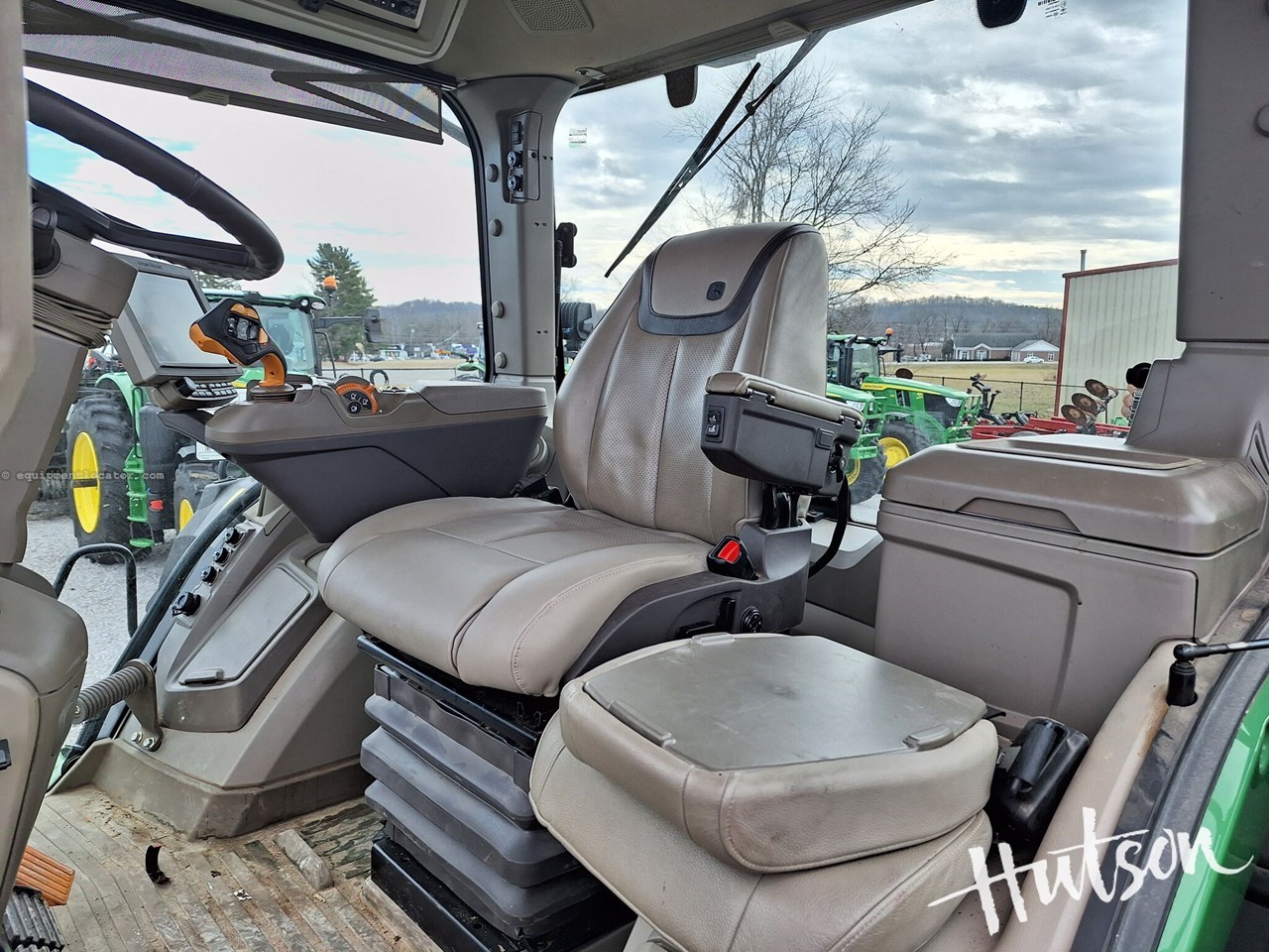 2021 John Deere 8RX 370 Image 10