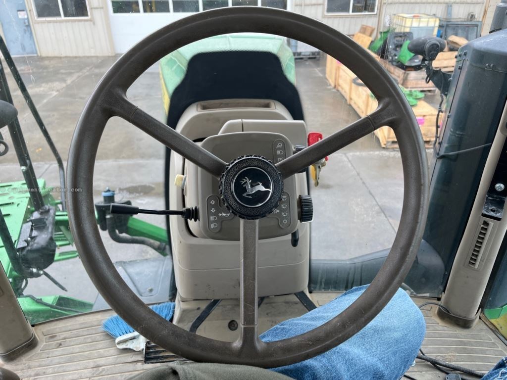 2015 John Deere 8370RT Image 39