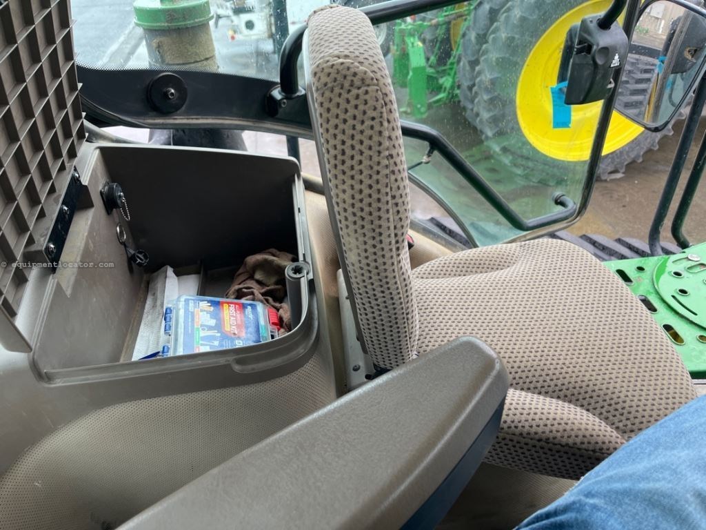 2015 John Deere 8370RT Image 41