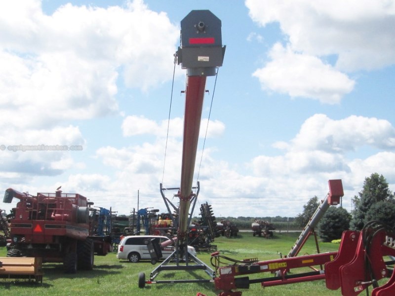 2022 Meridian H1085 Image 10