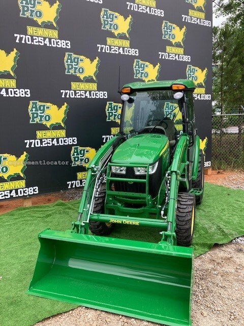 2023 John Deere 3039R Image 2