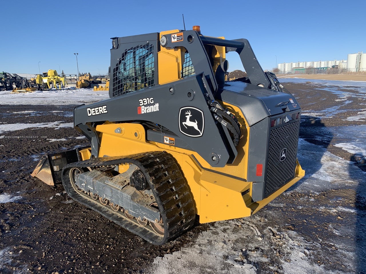 2023 John Deere 331G Image 4