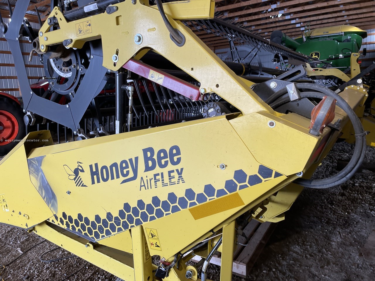 2015 Honey Bee AF240 Image 1
