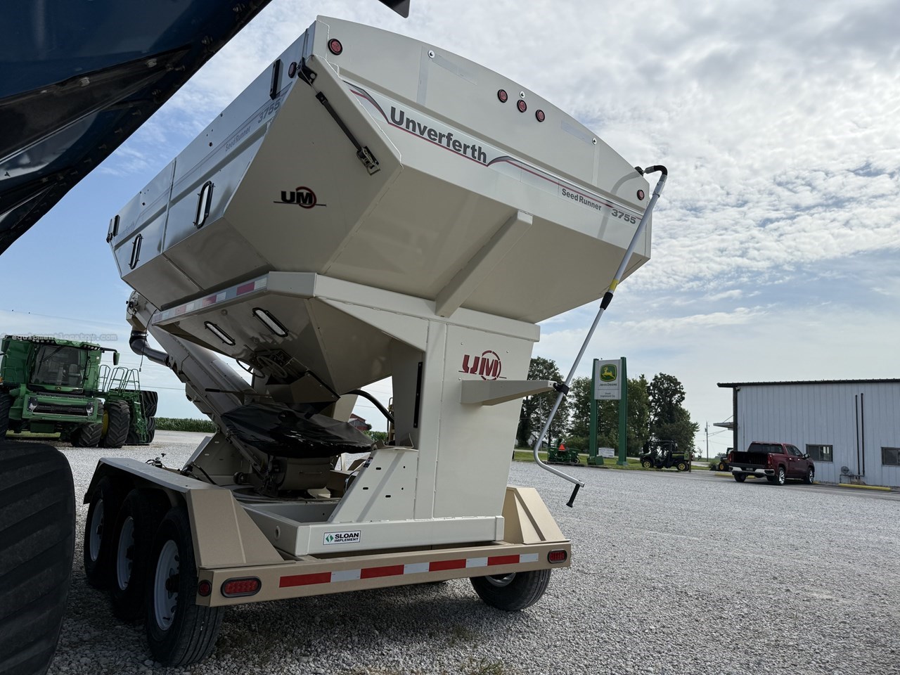 2023 Unverferth 3755 Image 10