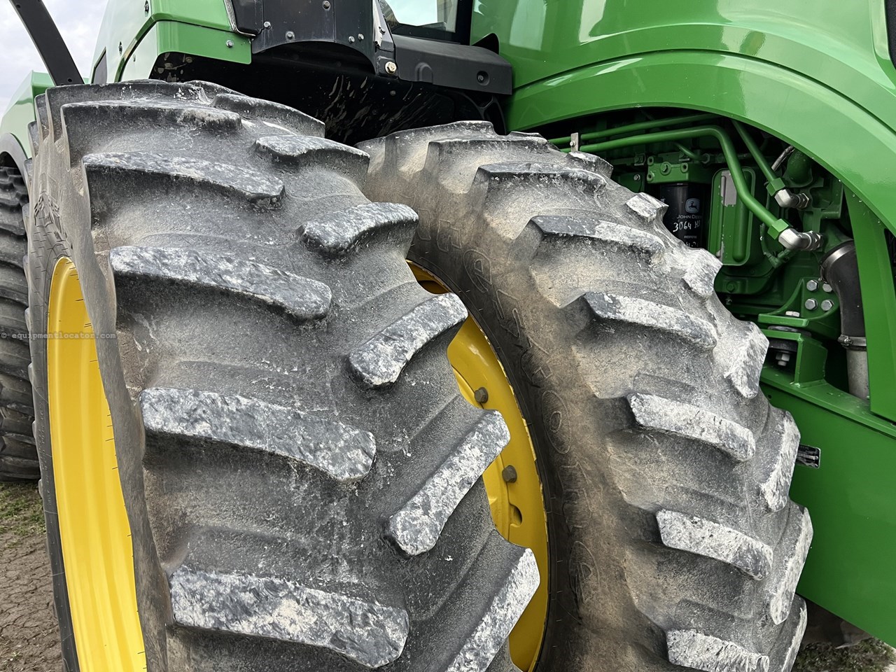 2015 John Deere 9420R Image 10