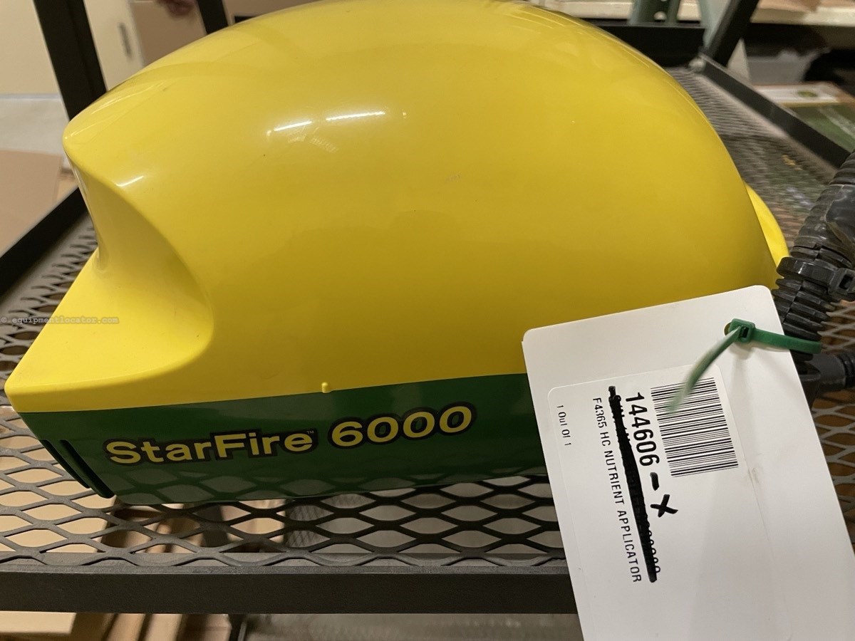 2020 John Deere F4365 Image 10