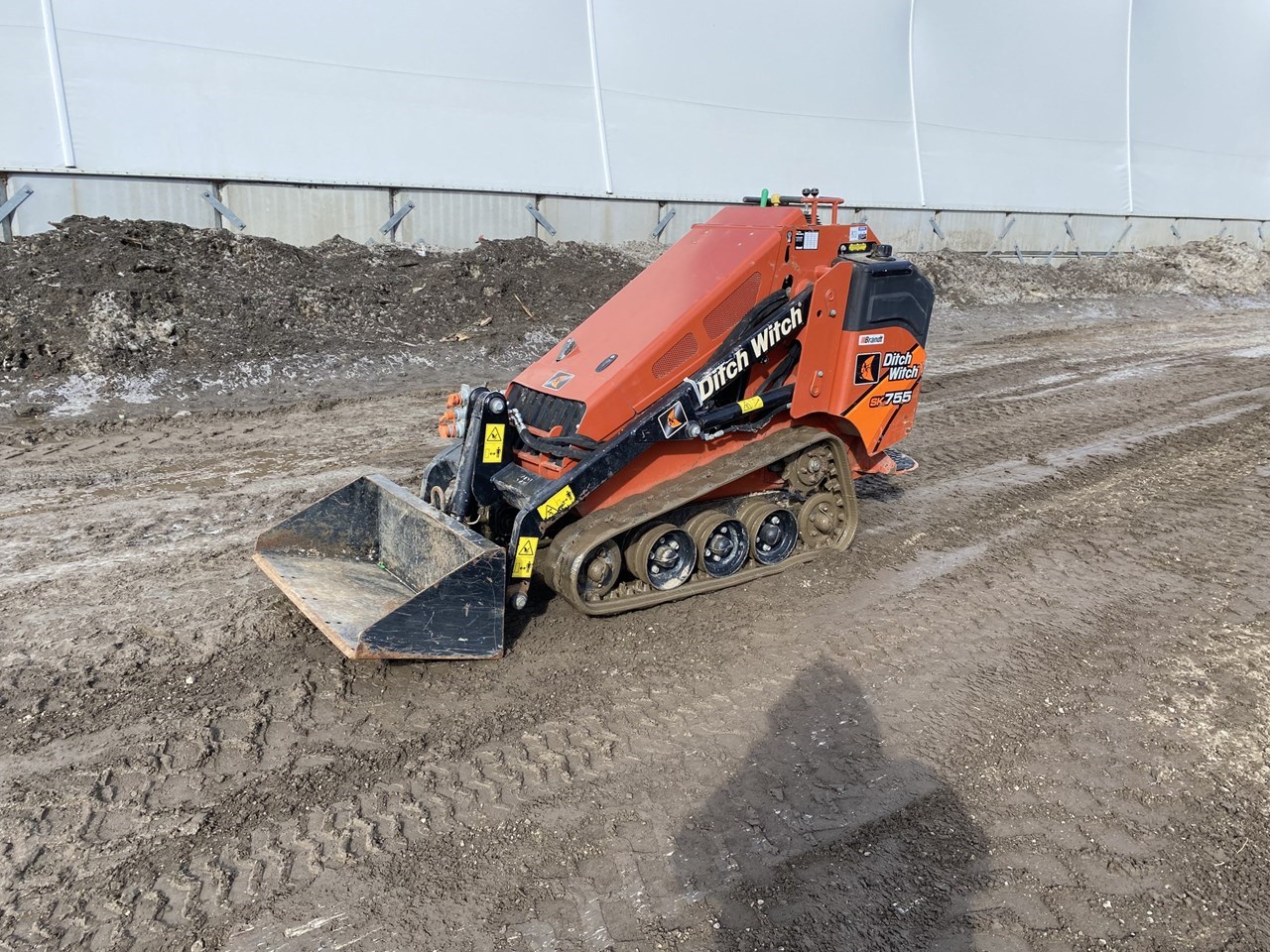 2016 Ditch Witch SK755 Image 1