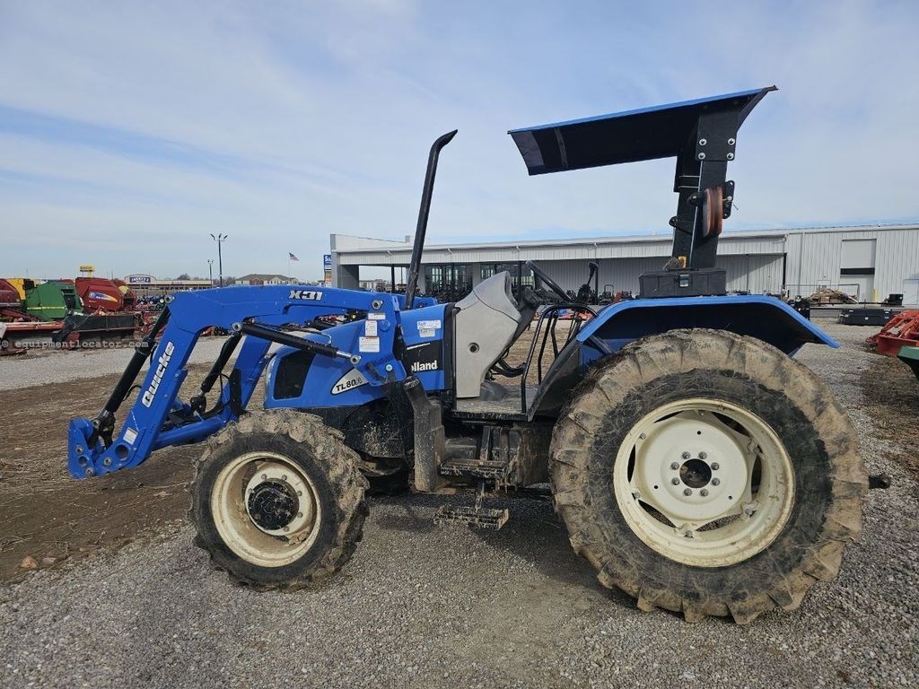 2005 New Holland TL80A Image 1
