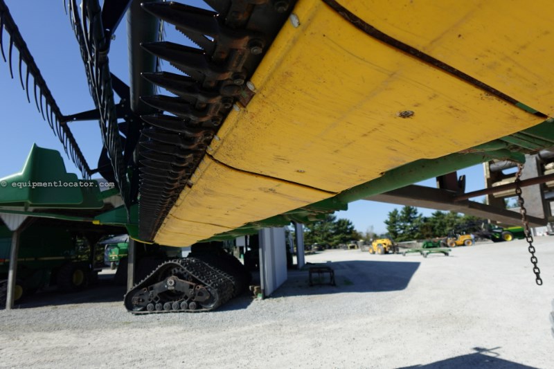 1999 John Deere 920 Image 17