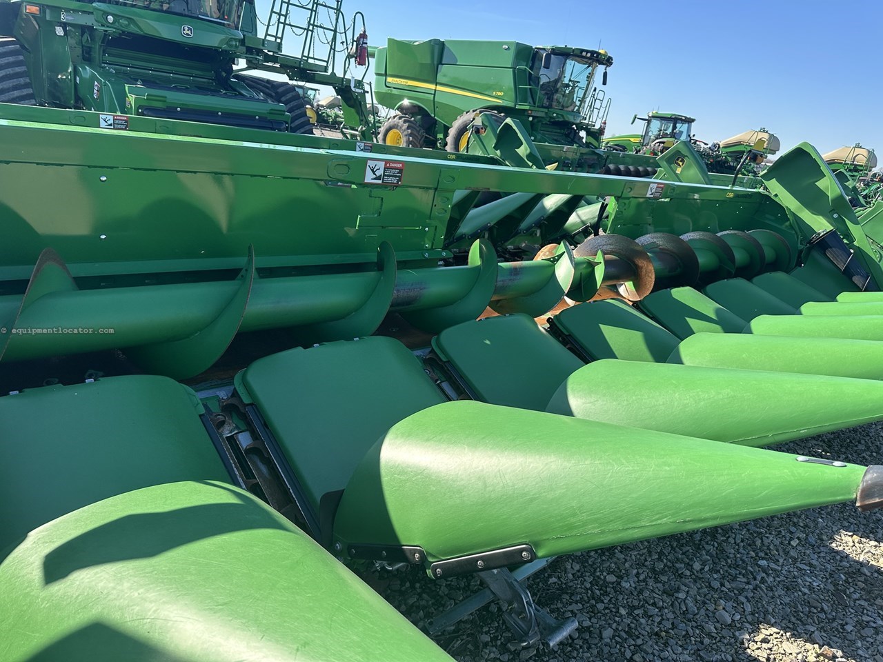 2023 John Deere C8R Image 2