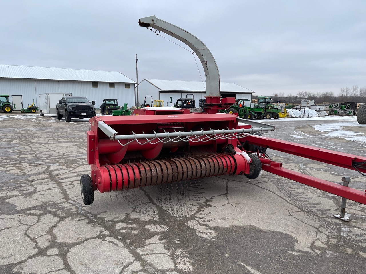 1998 Gehl CB1065 Image 4