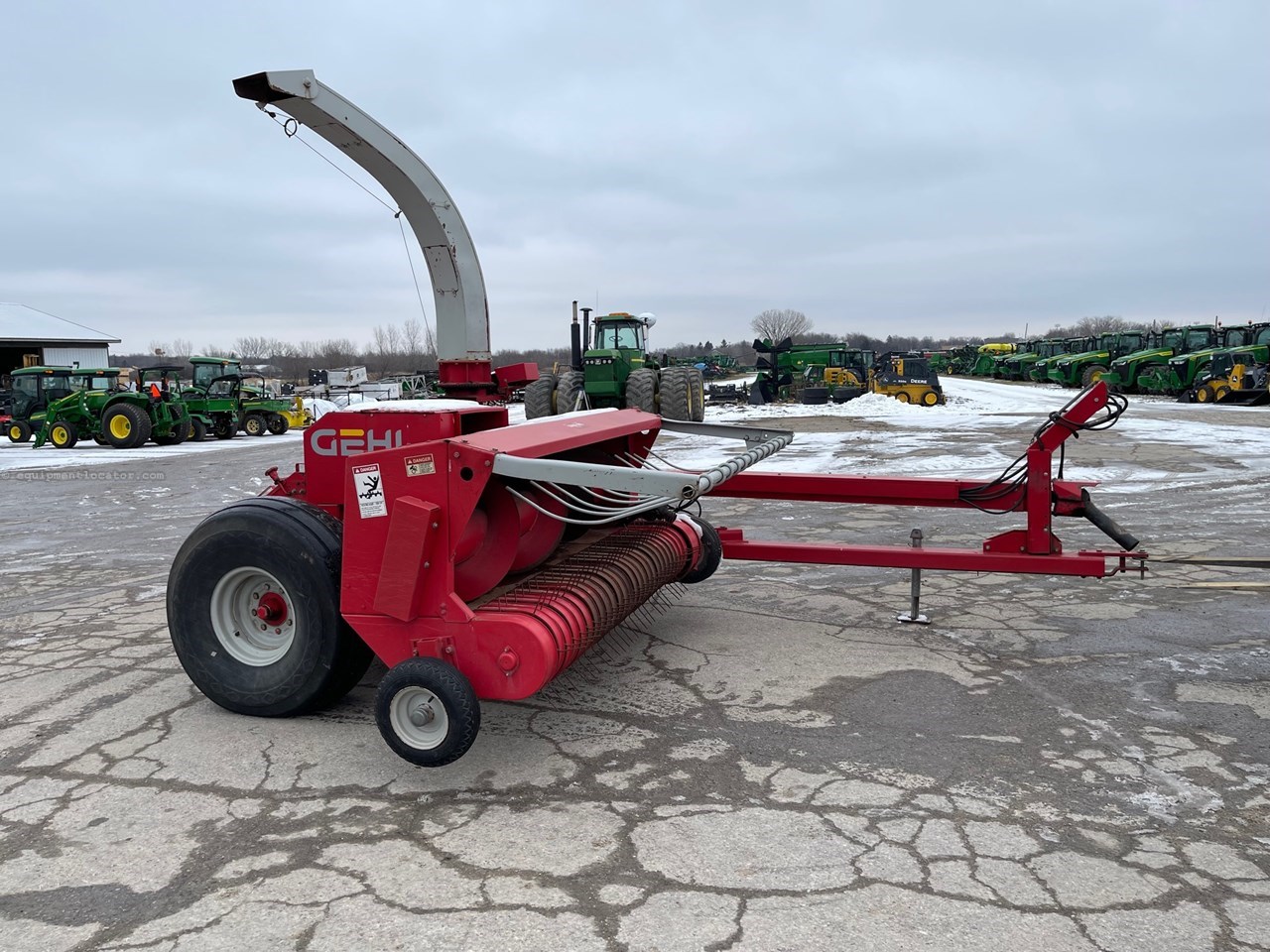 1998 Gehl CB1065 Image 5