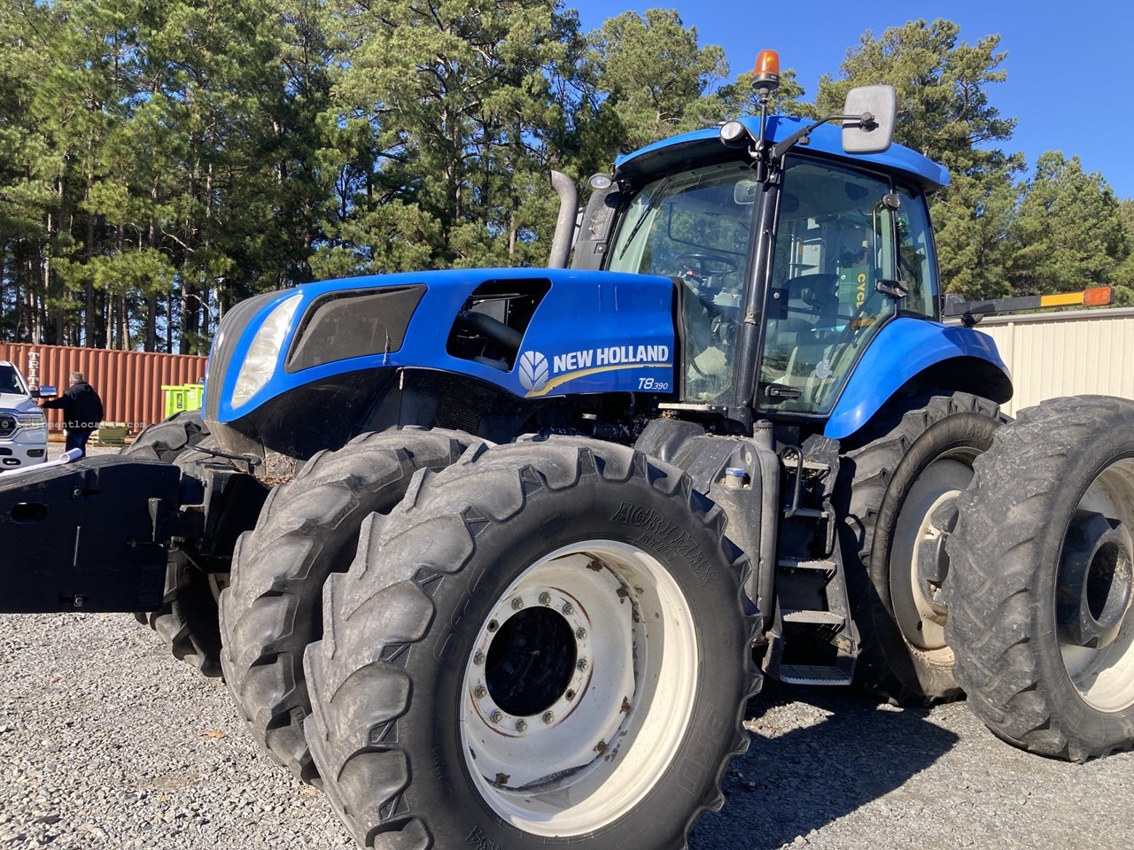 2013 New Holland T8.390 Image 1