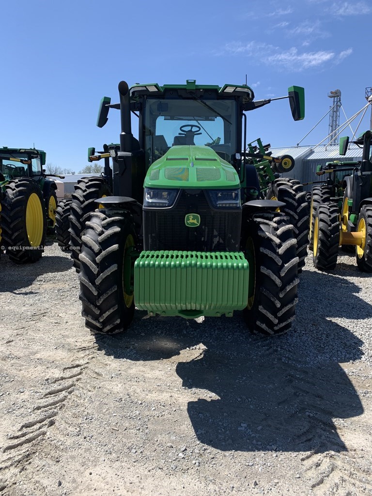 2022 John Deere 8R 310 Image 2