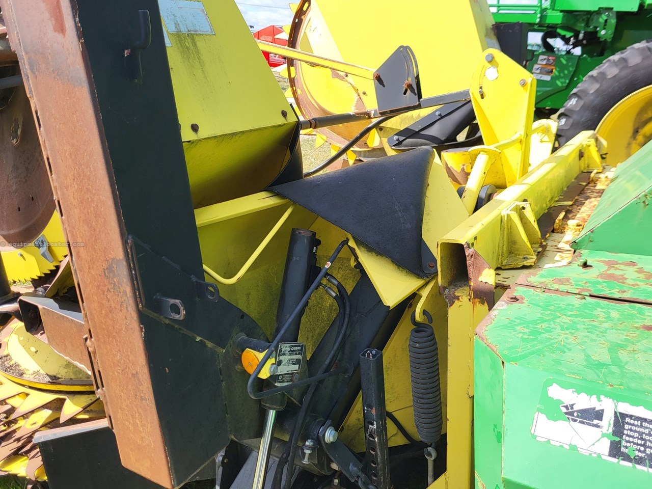 2006 John Deere 678 Image 10