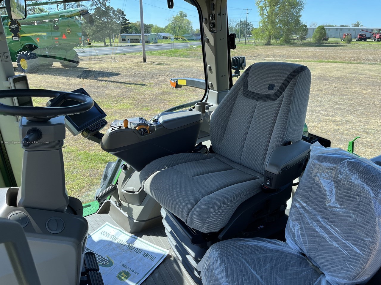 2023 John Deere 8R 280 Image 10