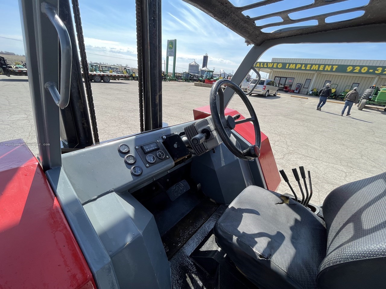 2010 Manitou M50-4 Image 18