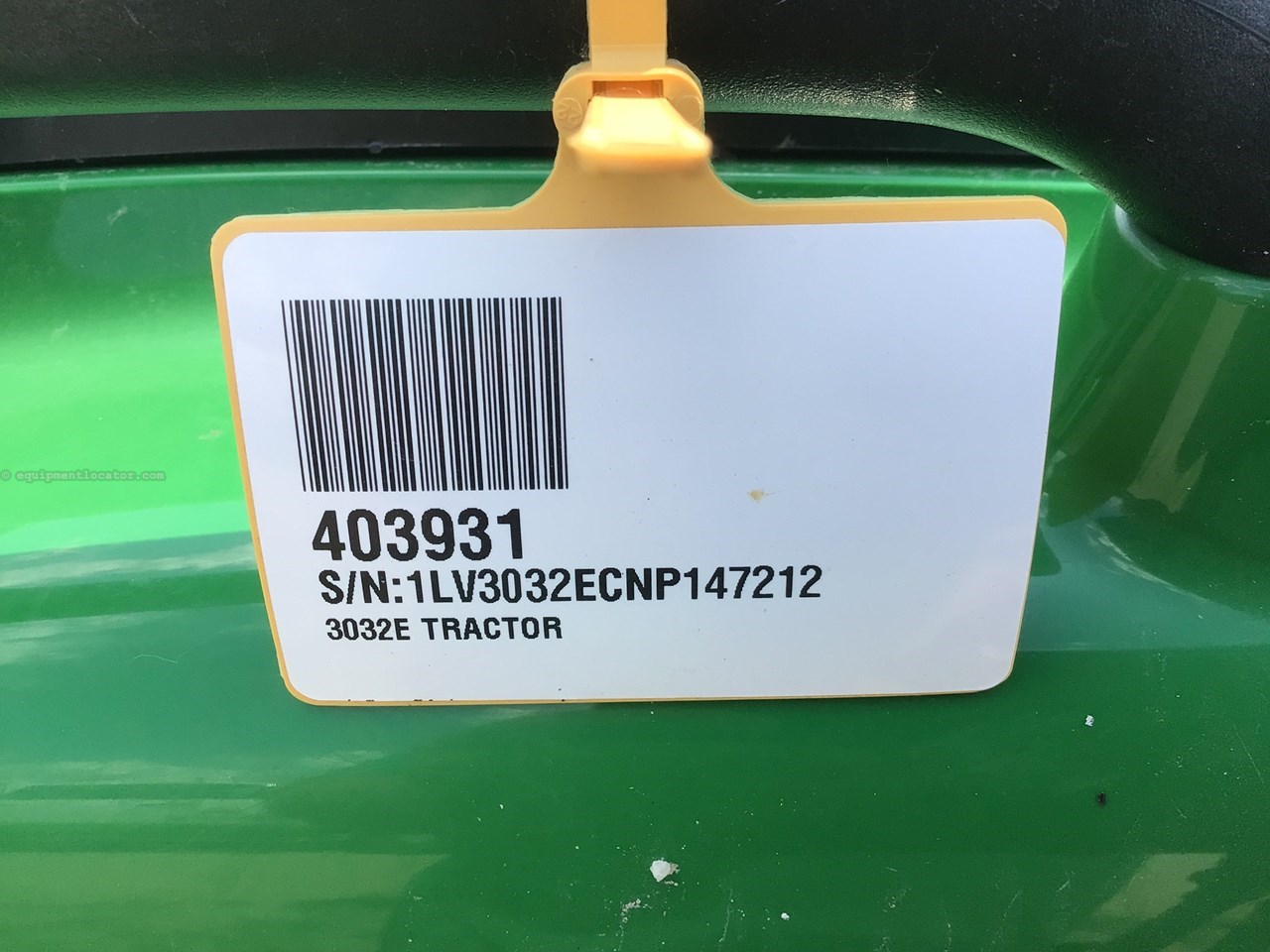 2023 John Deere 3032E Image 10