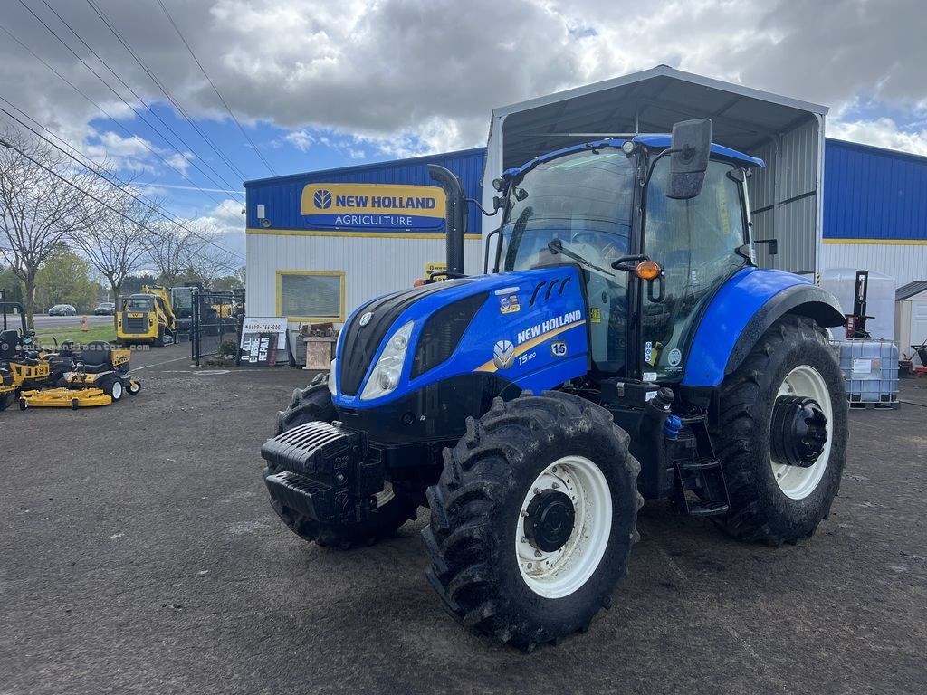 2020 New Holland T5 Series – Tier 4B T5.120 Electro Command™ Image 1
